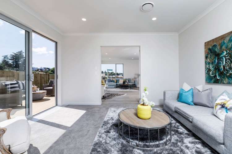 41 Woodridge Drive Stanmore Bay_13