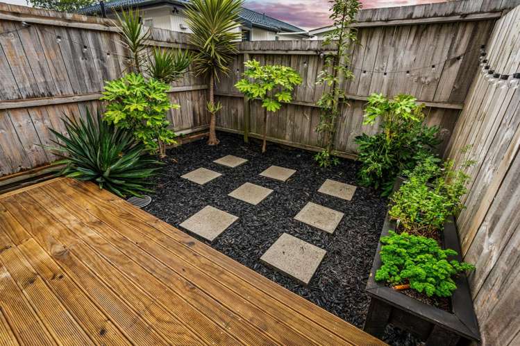 6/3 Abbotleigh Avenue Te Atatu Peninsula_17