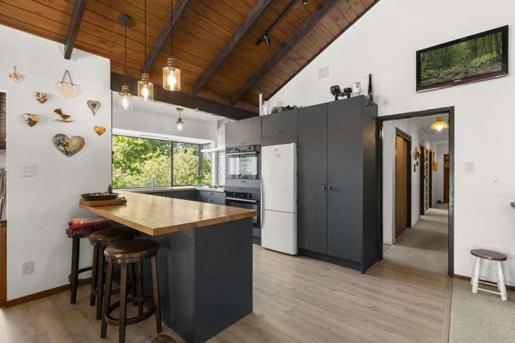 112 Pahoia Road Whakamarama_4