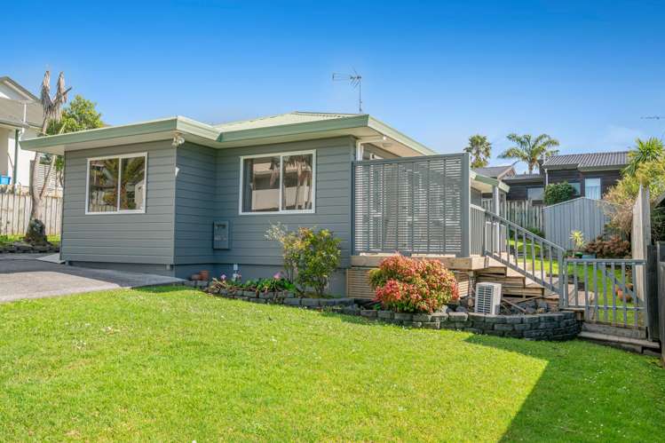2/45 Unsworth Drive Unsworth Heights_0