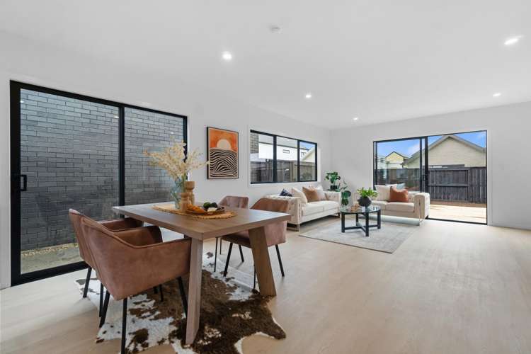 14 Overton Street Rototuna North_7