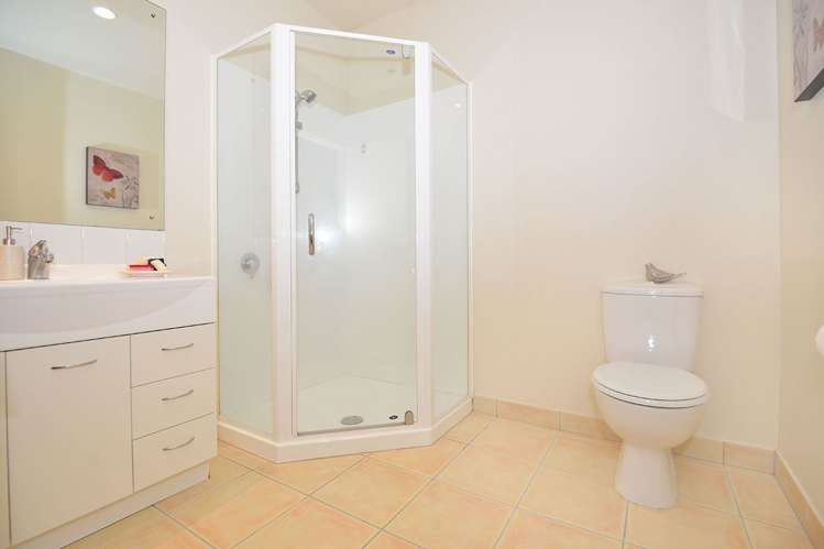 245 Alec Craig Way Gulf Harbour_12