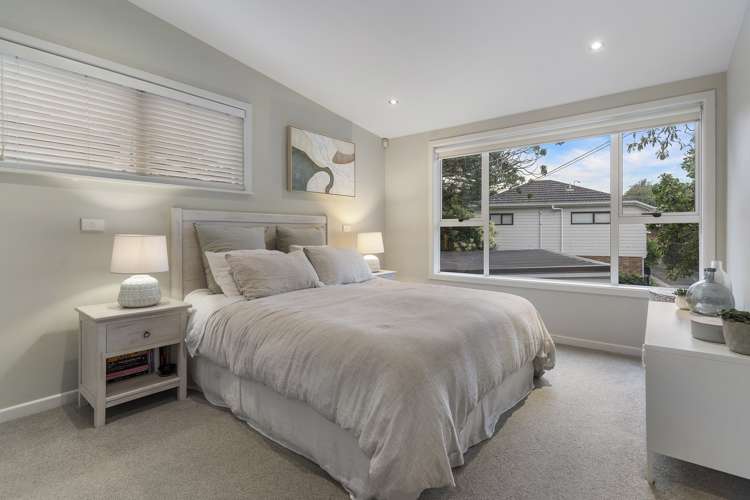 2/3 Glenfern Road Mellons Bay_7