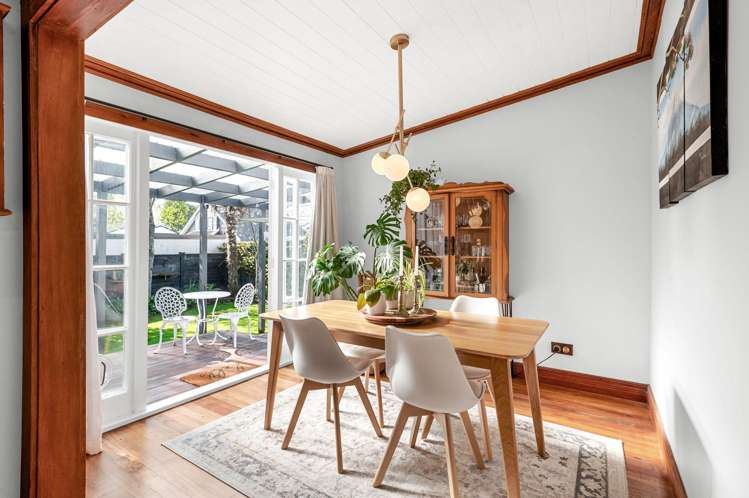 208 Nixon Street Hamilton East_5