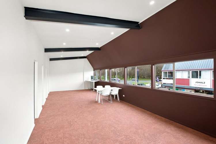 390 Lincoln Road Addington_7
