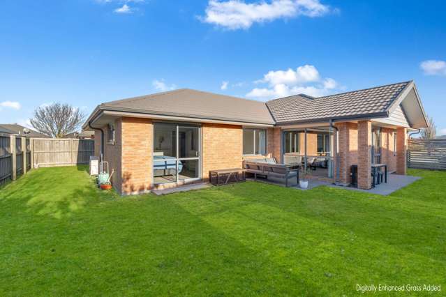 39 Faringdon Boulevard Rolleston_1