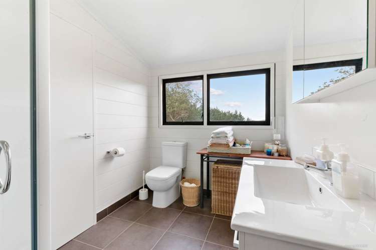 6 Puketiro Road Whitford_12