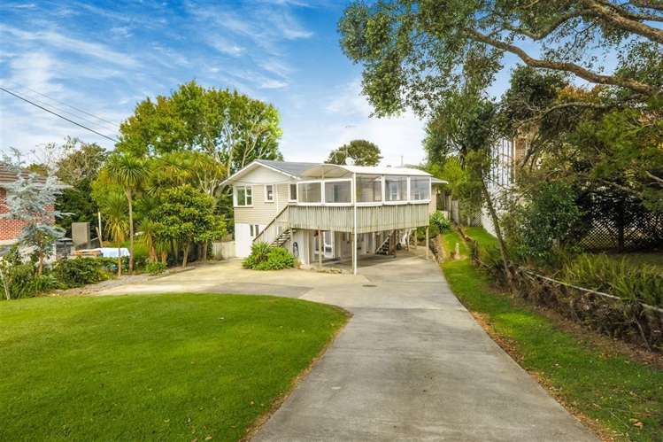 13 Fowey Avenue Te Atatu South_14