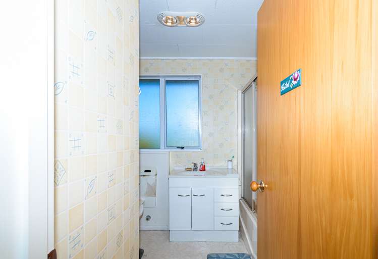 140 Lake Road Himatangi_16