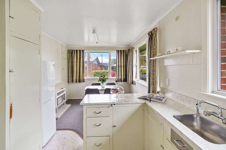 87 Grants Road Marchwiel_5