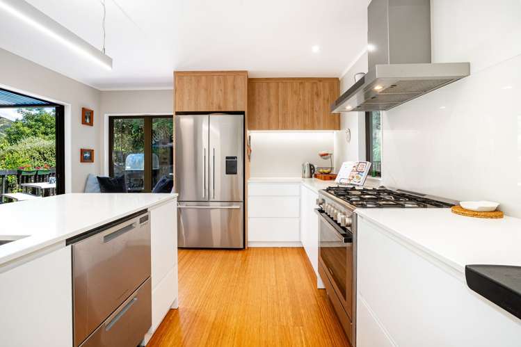 21 Gaya Grove Ngaio_5