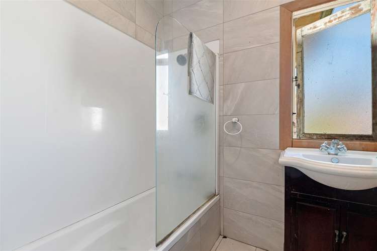 37 Wikaraka Street Ngongotaha_12