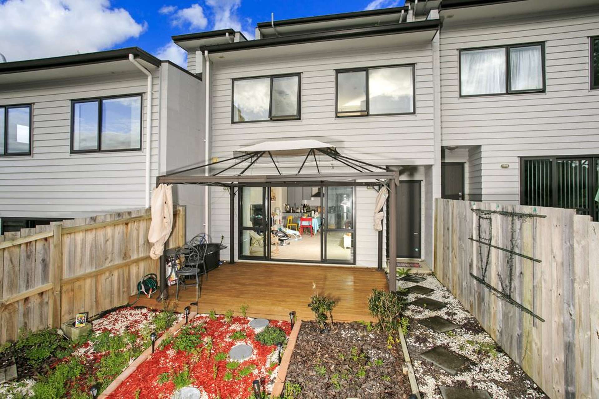 5/75 Tamahere Drive Glenfield_0