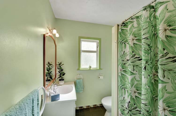 78 Emano Street Toi Toi_11