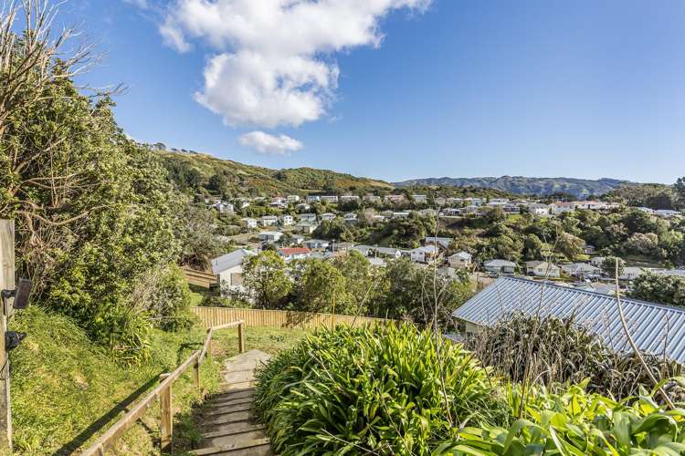 32 Northumberland Street Cannons Creek_17