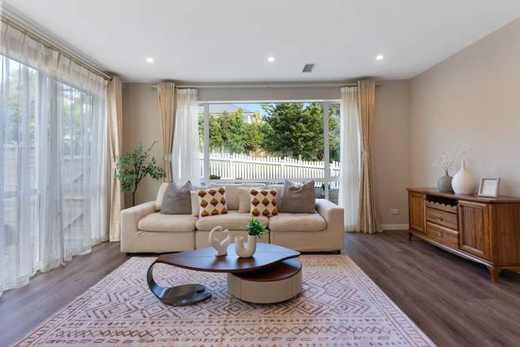 24 Mackay Drive Greenhithe_5