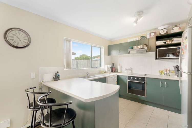 40 Castlefinn Drive Manurewa_3