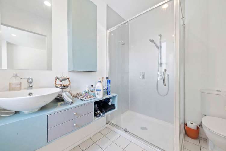 75/21 Hunters Park Drive Three Kings_9