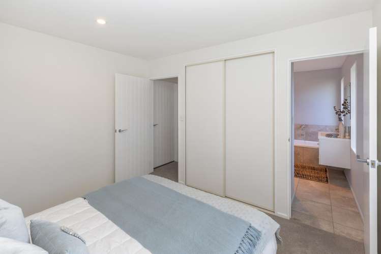 6A Cardiff Avenue Somerfield_12