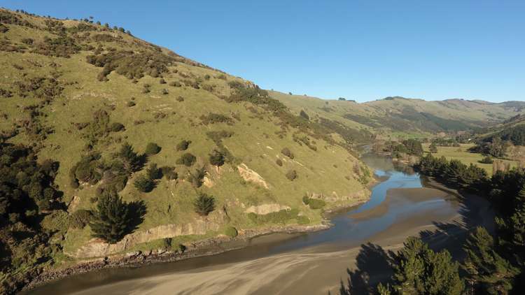 115 Dalglishs Road Le Bons Bay_16