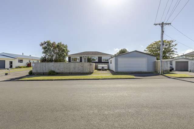 53 Cumming Street Okato_4