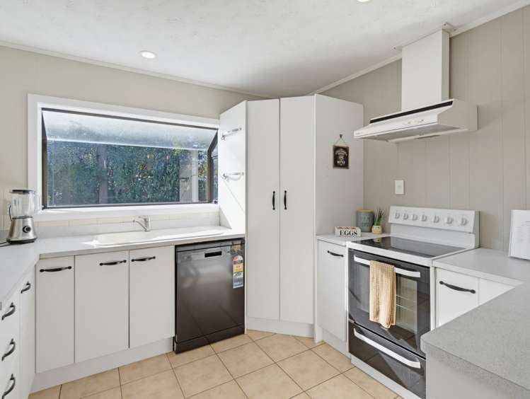 19 Chadwick Place Highbury_15