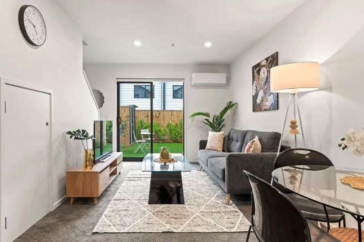 19S/10 Fathom Place Te Atatu Peninsula_5