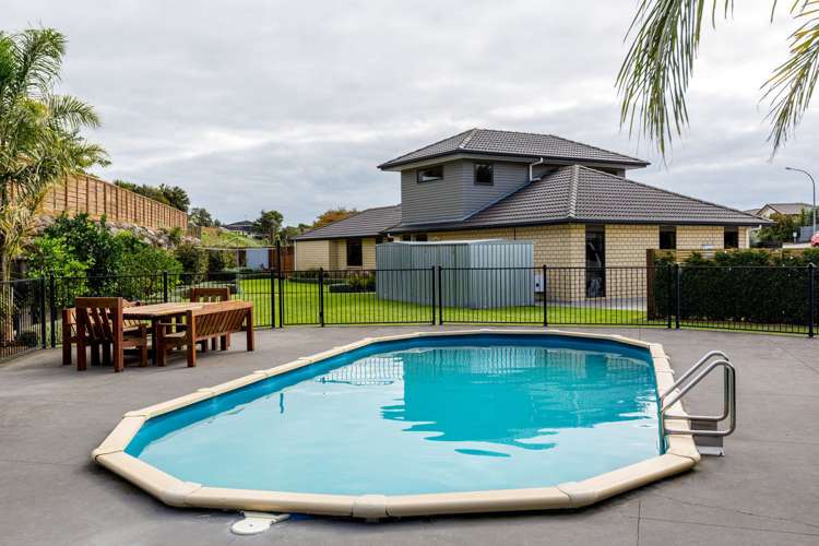 3 Montrose Place Highlands Park_18