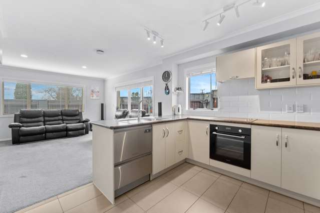 4/107 Victoria Street West Pukekohe_3