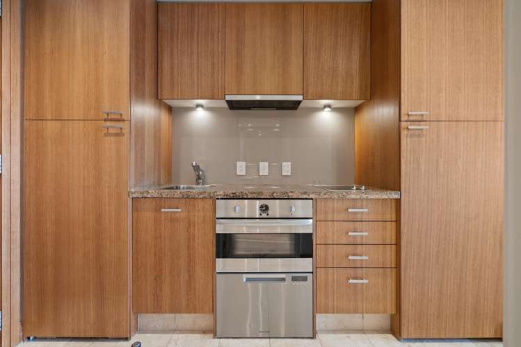 2504/1 Courthouse Lane Auckland Central_8