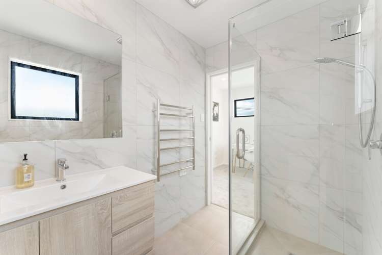 40b Royal View Road Te Atatu South_8