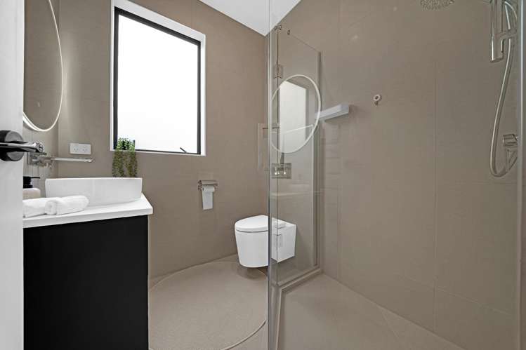 1 Meadowridge Drive Flat Bush_14