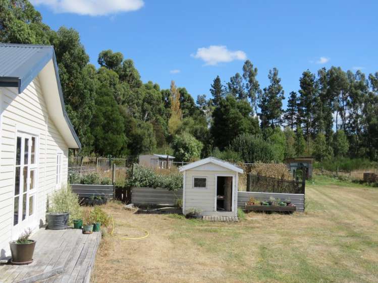 19 Station Road Loburn_21