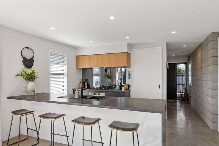 21 Leader Street Marshland_5