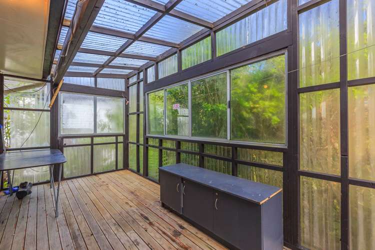 54 Gladys Avenue Glenfield_23