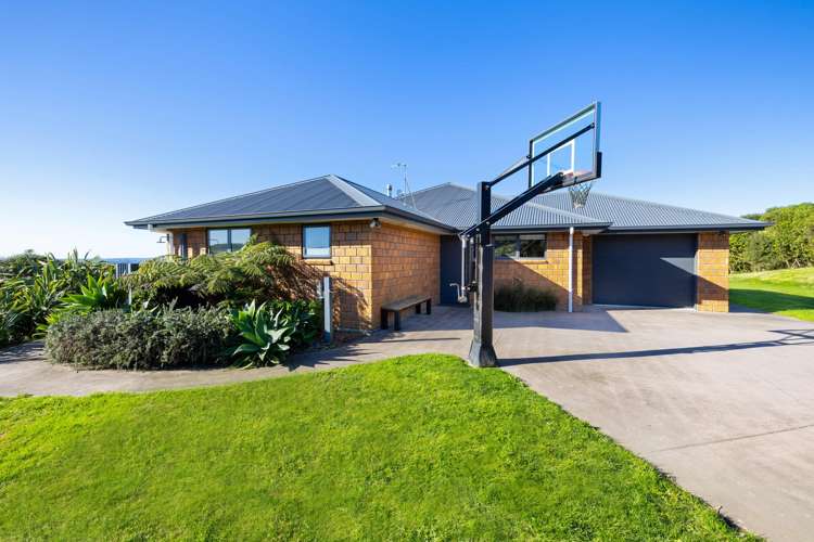 666 Te Hutewai Road Raglan_79