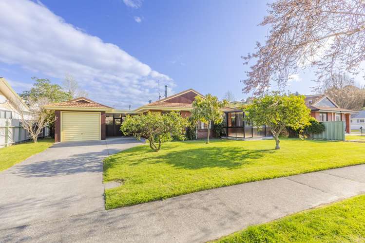 29 Hetley Crescent Taradale_18