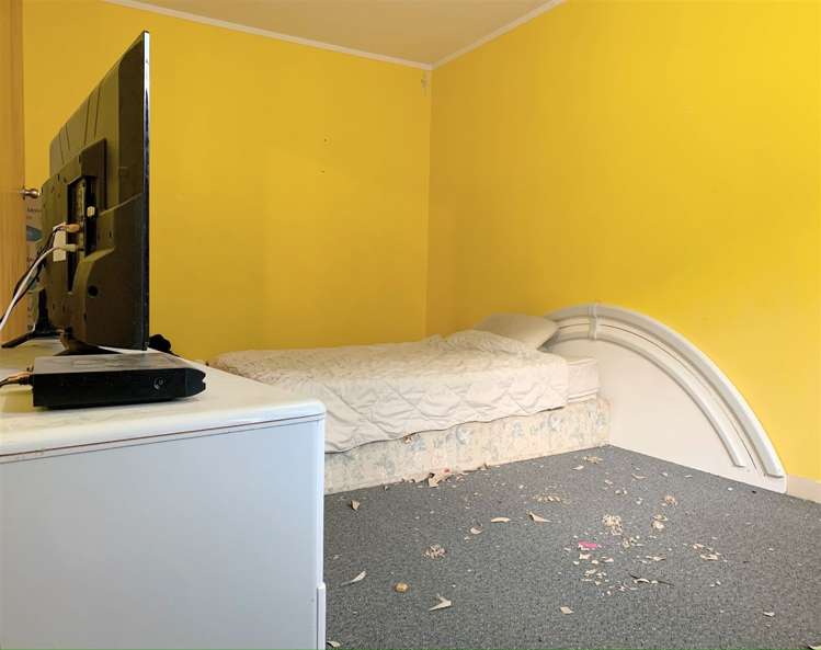 1/9 Wairata Place Te Atatu South_6