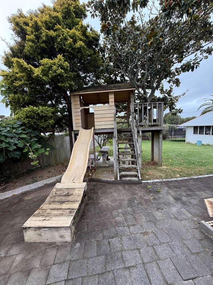 22 Harford Place Pakuranga Heights_16