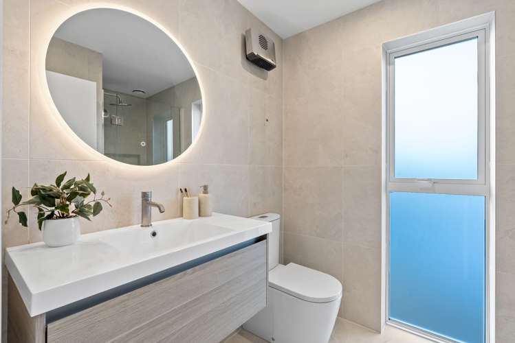21 Derwent Street (8 x finished homes) Island Bay_9