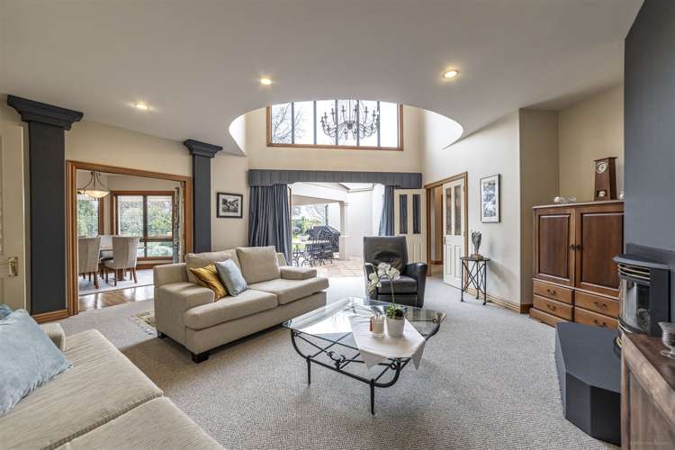 203 Athlone Drive Cambridge_5