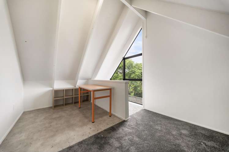 91 Manhattan Heights Glendene_16