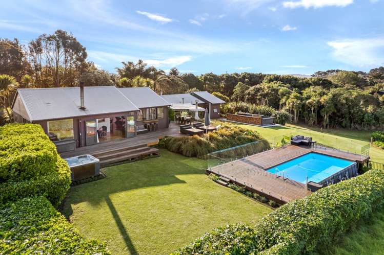 205 Fuller Road South Head_23