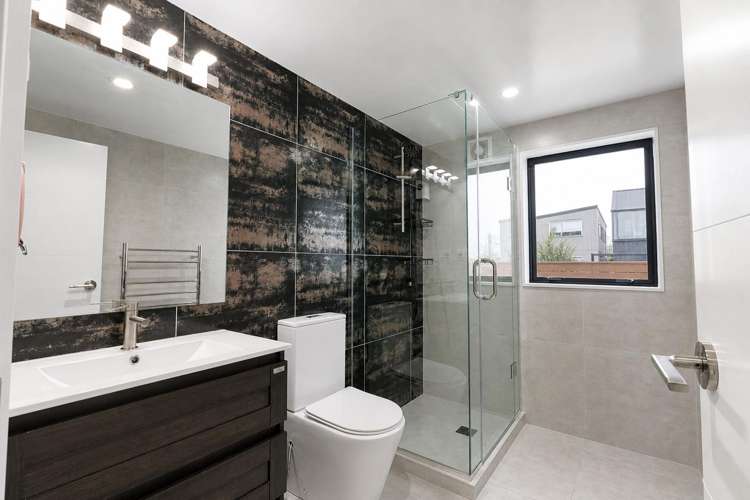 18D Pinewood Street Avondale_16