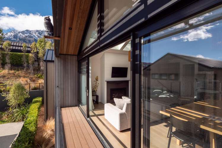 2 Eichardt Place Jacks Point_8