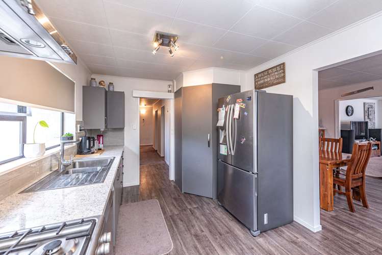 276 Somme Parade Aramoho_5