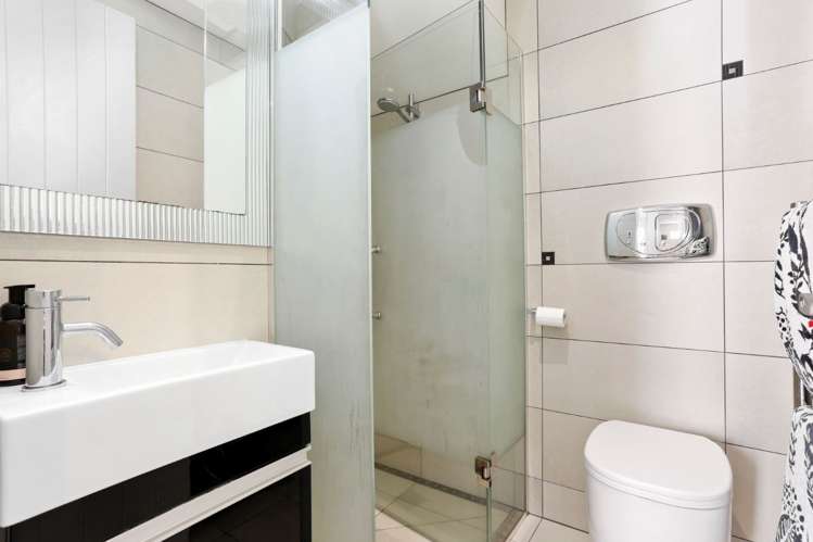 8 Ireland Street 1664_15