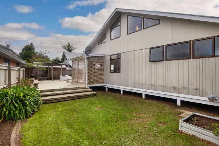 5/25a Beach Road Te Atatu Peninsula_21