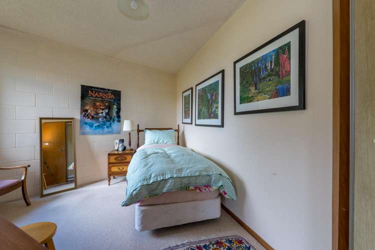 67 Easther Crescent Kew_29