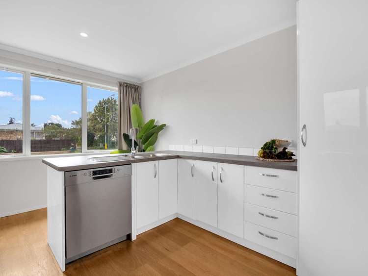 10 Peter Snell Street Whakatane_12